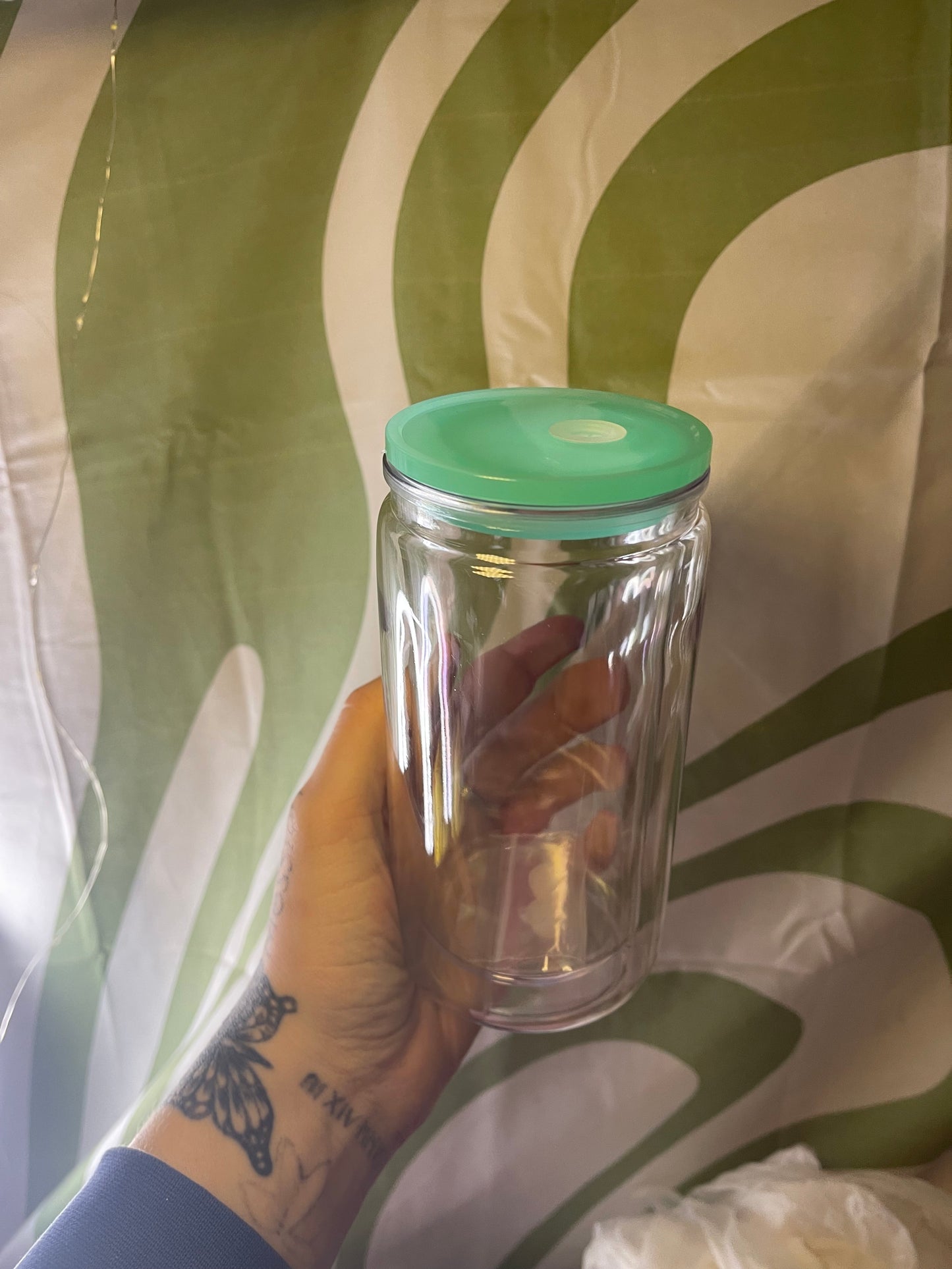 BASE WITH COLOR LID ( choose straw ) SEARCH: flow (add to cart)
