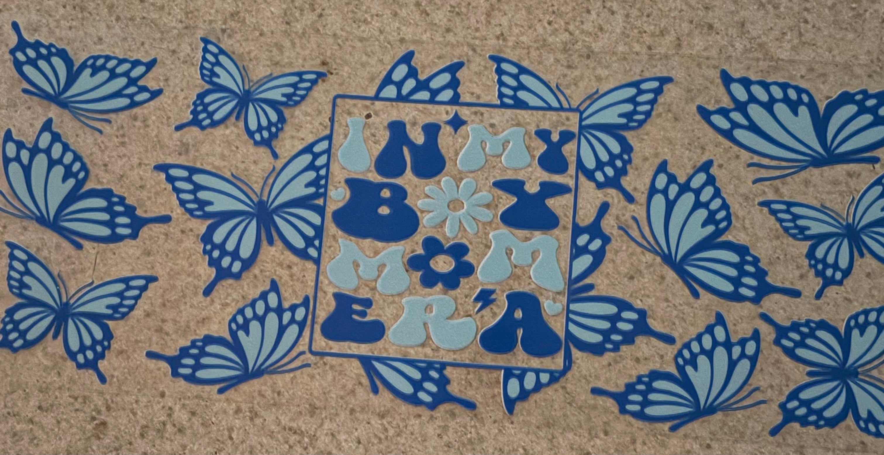 BOY MOM/GIRL MOMMA decal