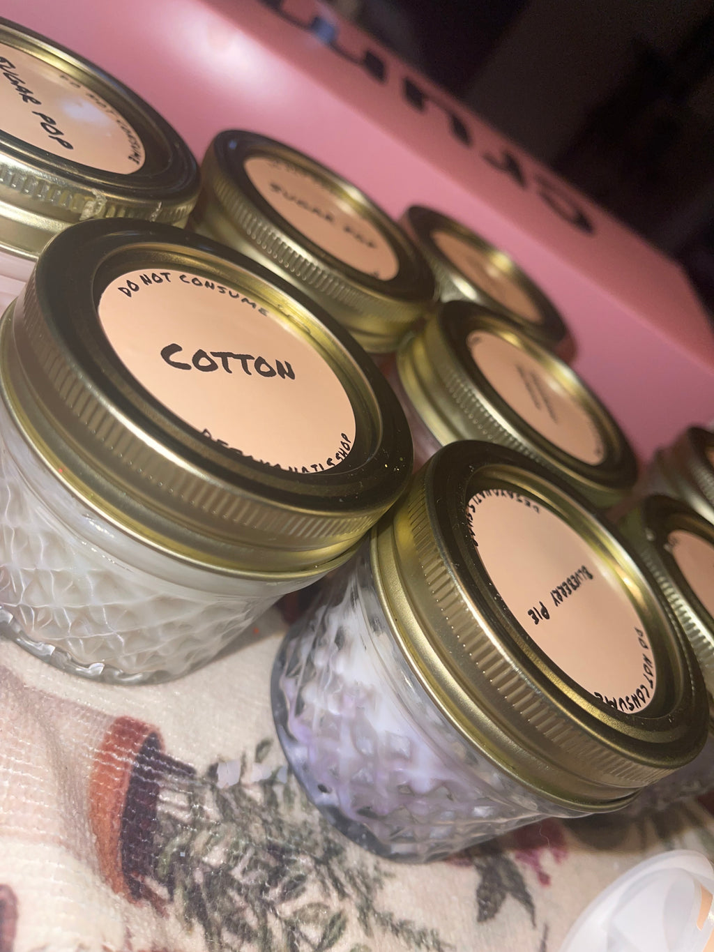 Candle/ wax melts (click here for scents)