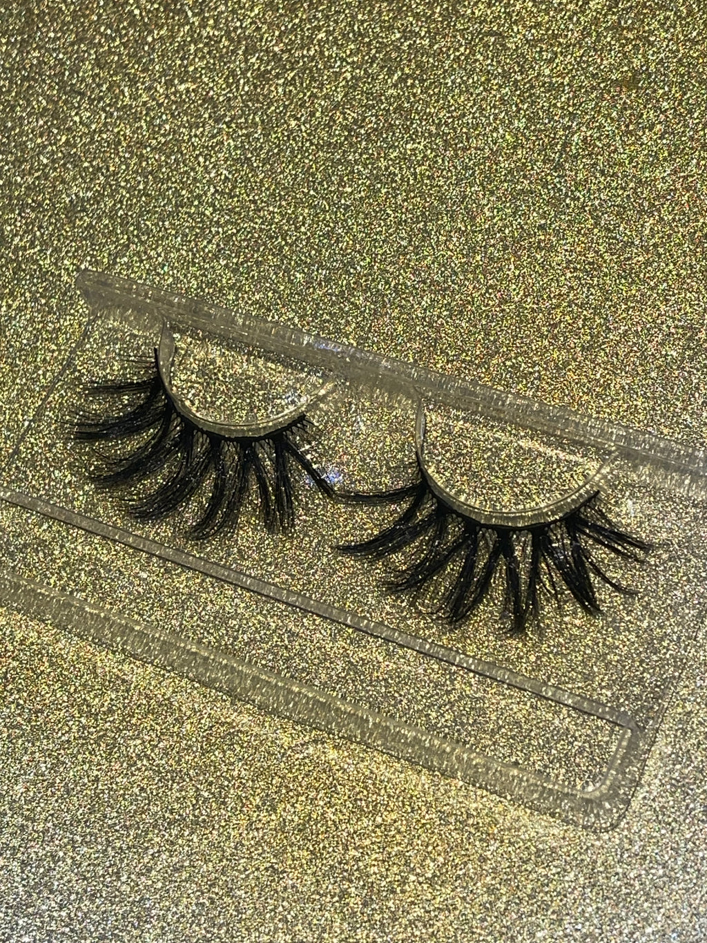Random choice of Lashes (may ask to see lashes if I’m on live)