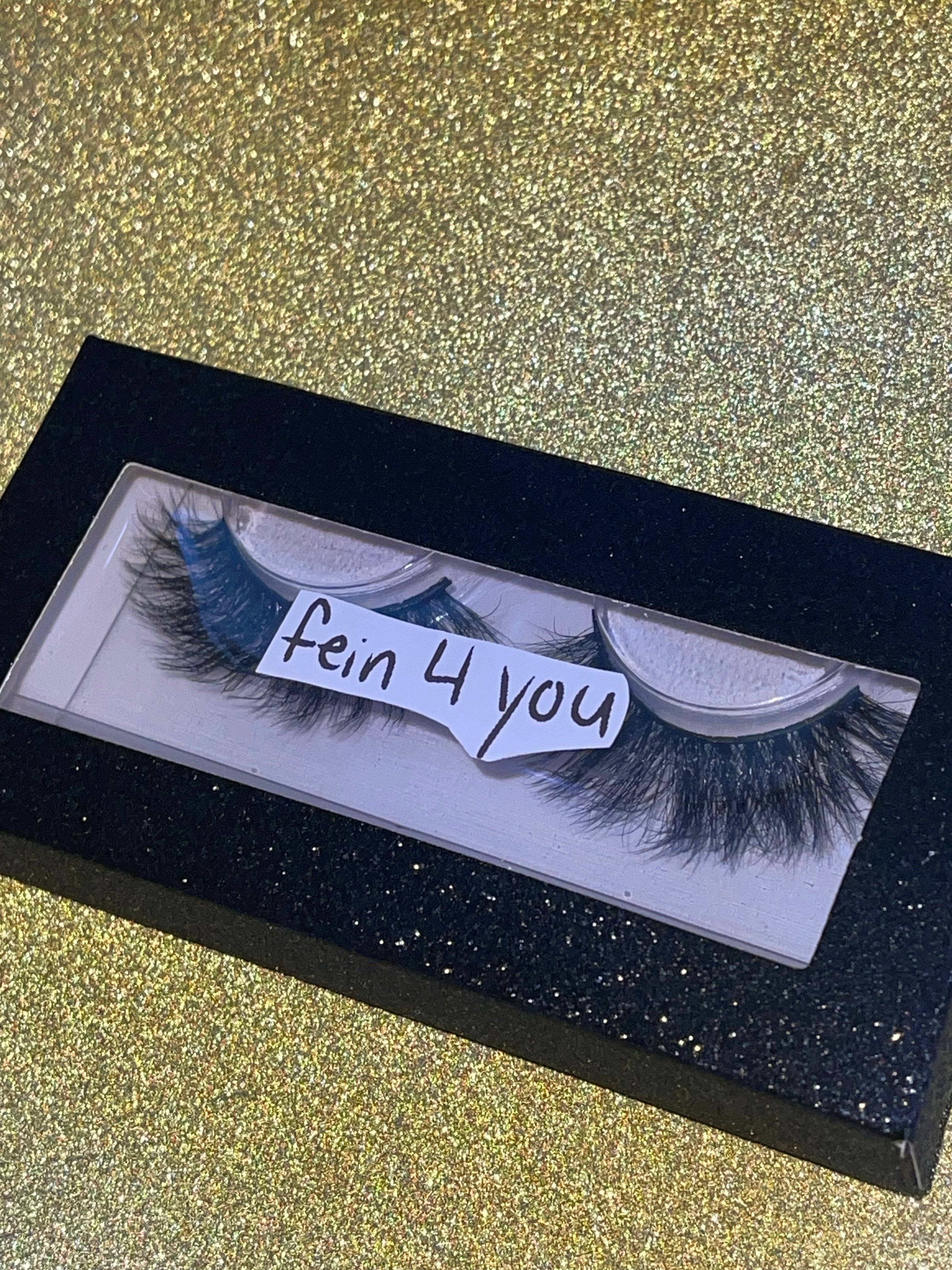 Random choice of Lashes (may ask to see lashes if I’m on live)