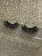 Random choice of Lashes (may ask to see lashes if I’m on live)