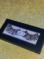 Random choice of Lashes (may ask to see lashes if I’m on live)