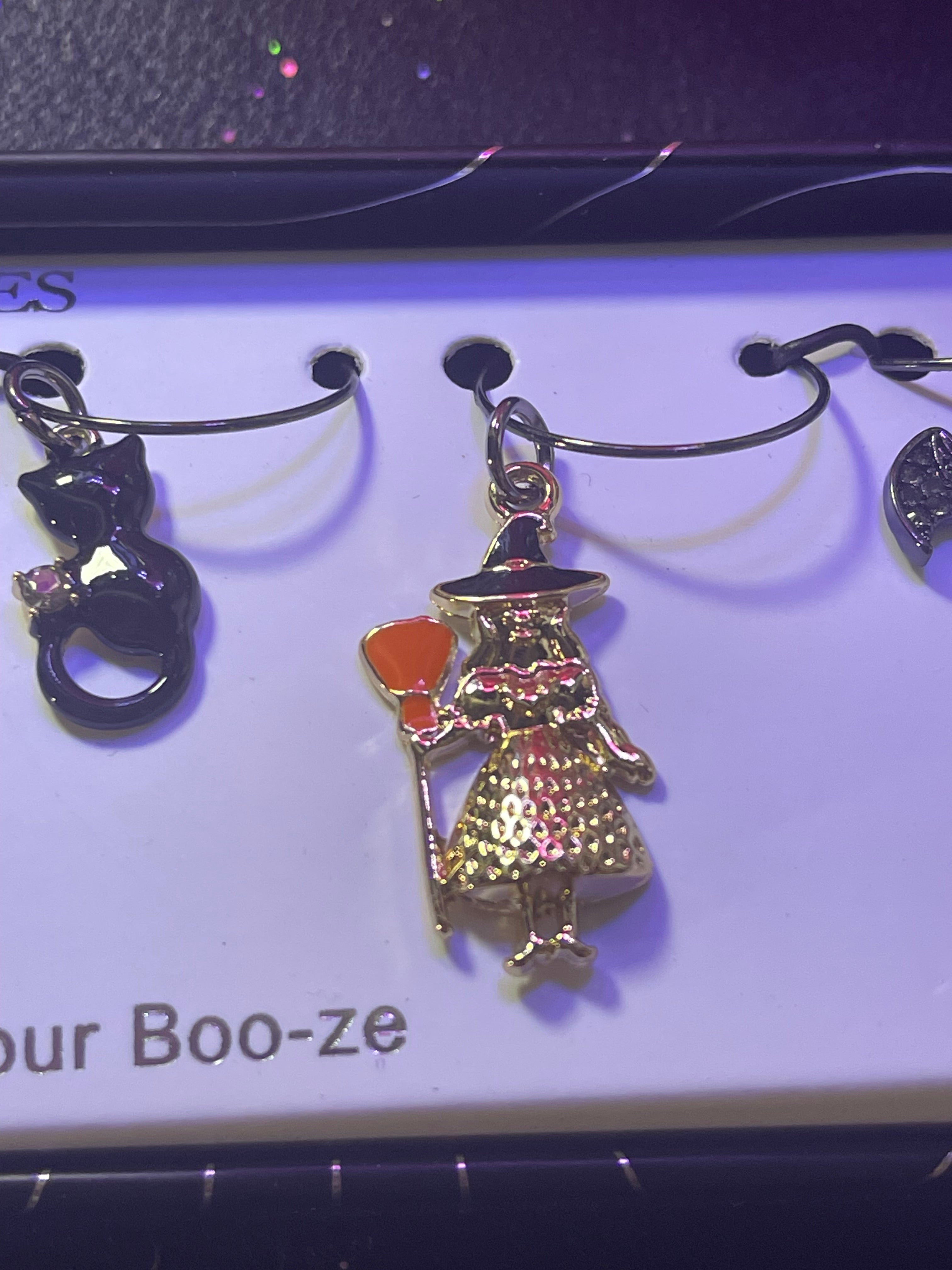 Straw charms