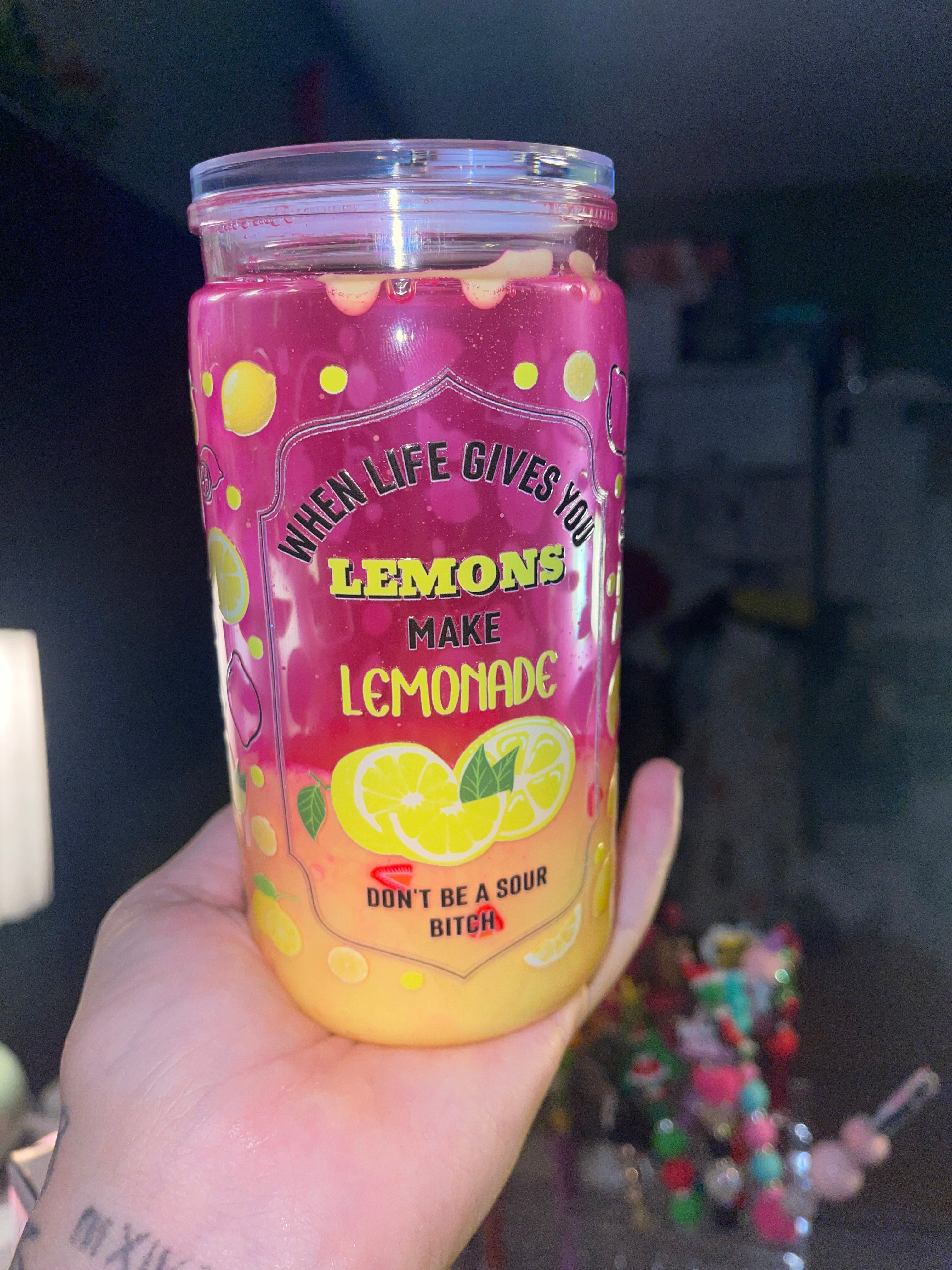 Premade life gives you lemons 12oz ( with ice lid)