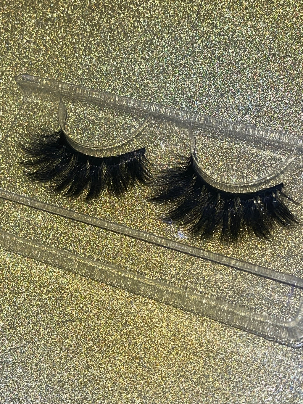 Random choice of Lashes (may ask to see lashes if I’m on live)