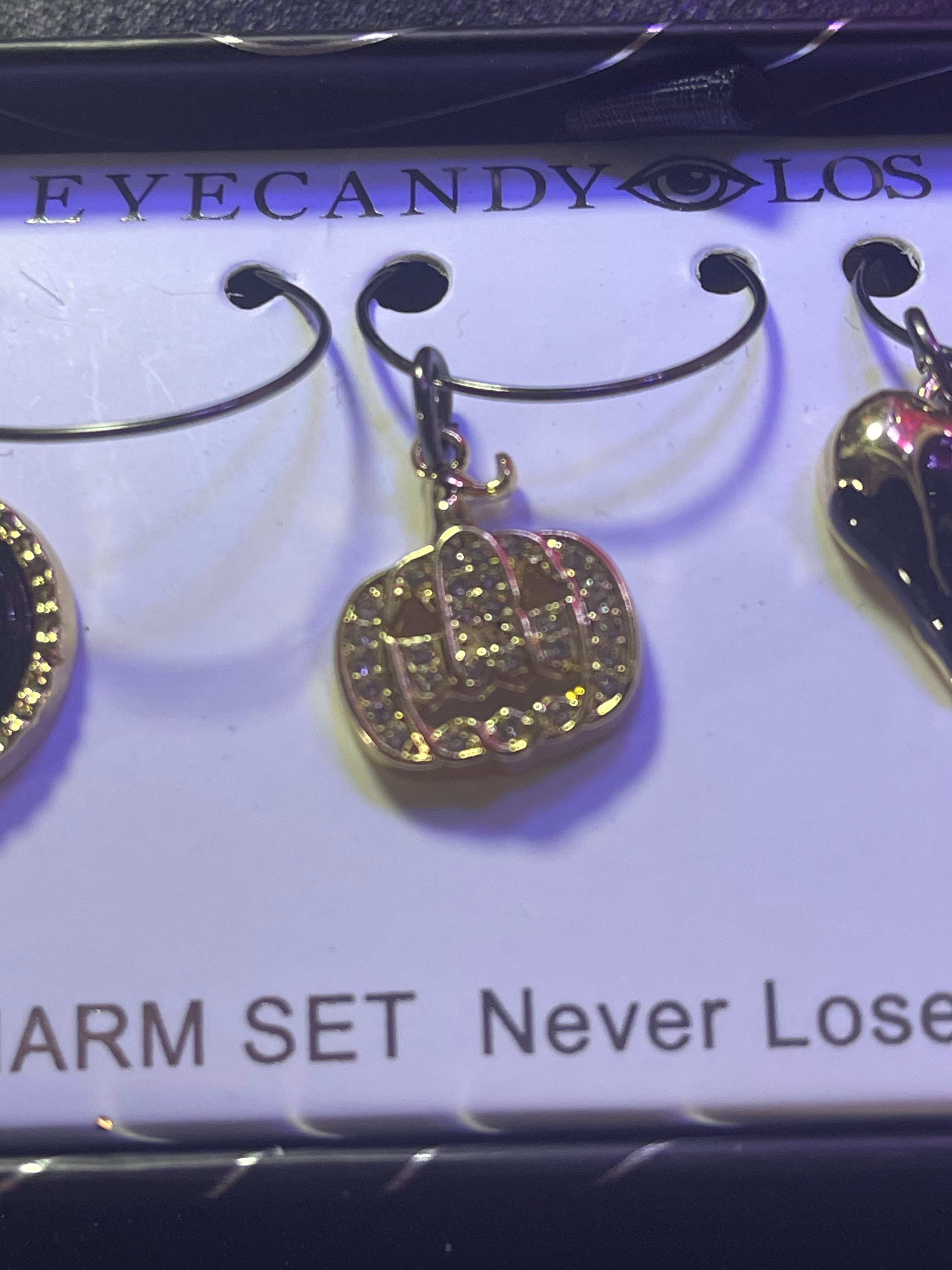 Straw charms