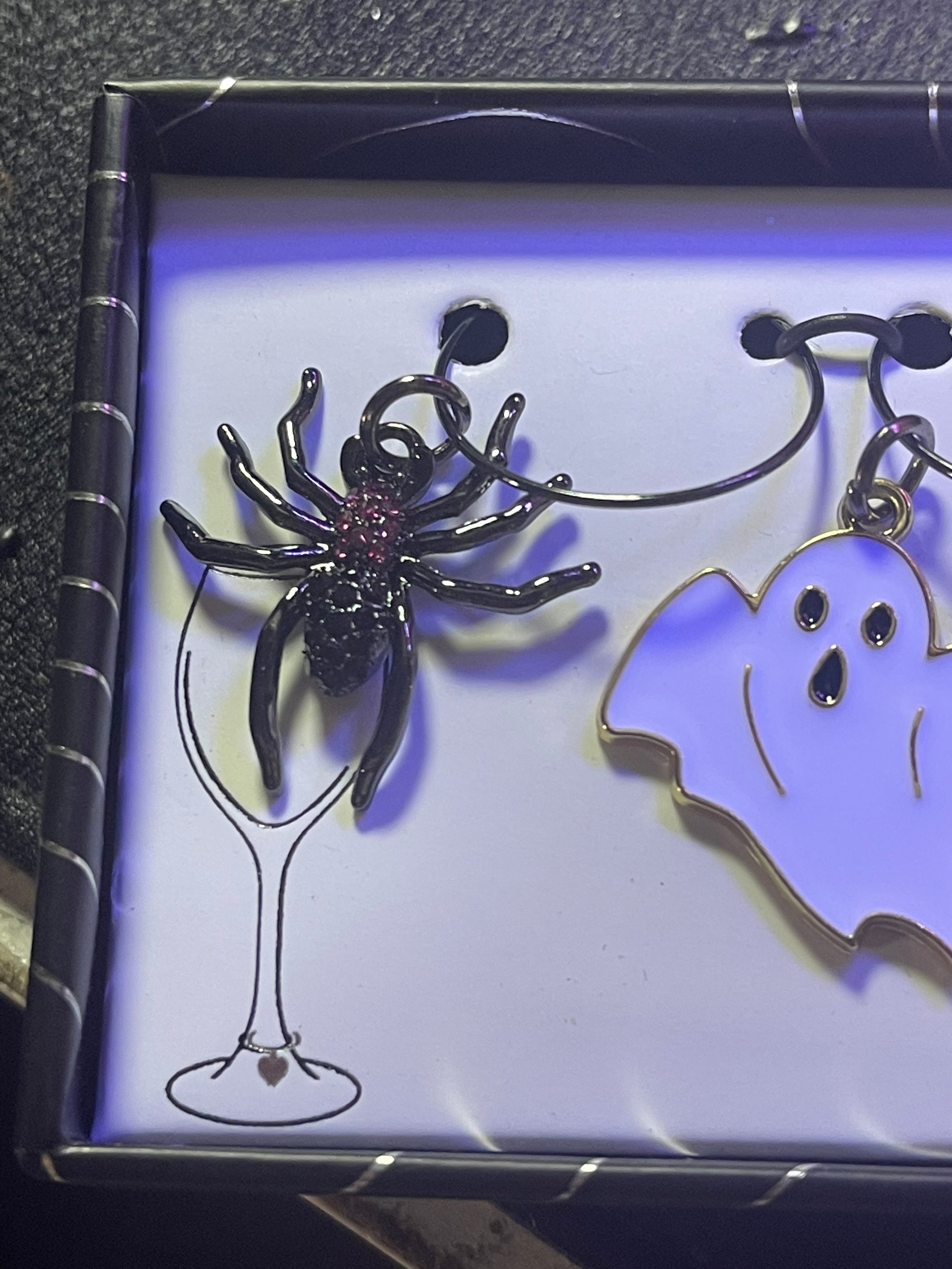 Straw charms