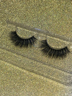 Random choice of Lashes (may ask to see lashes if I’m on live)